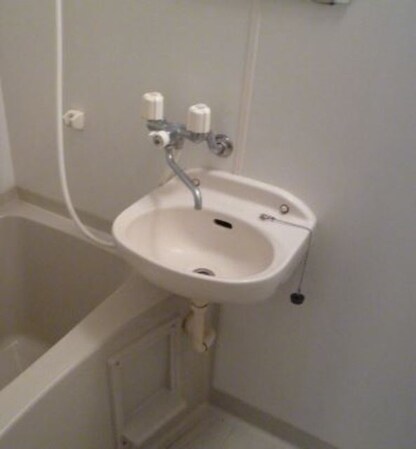 アドニスコートの物件内観写真